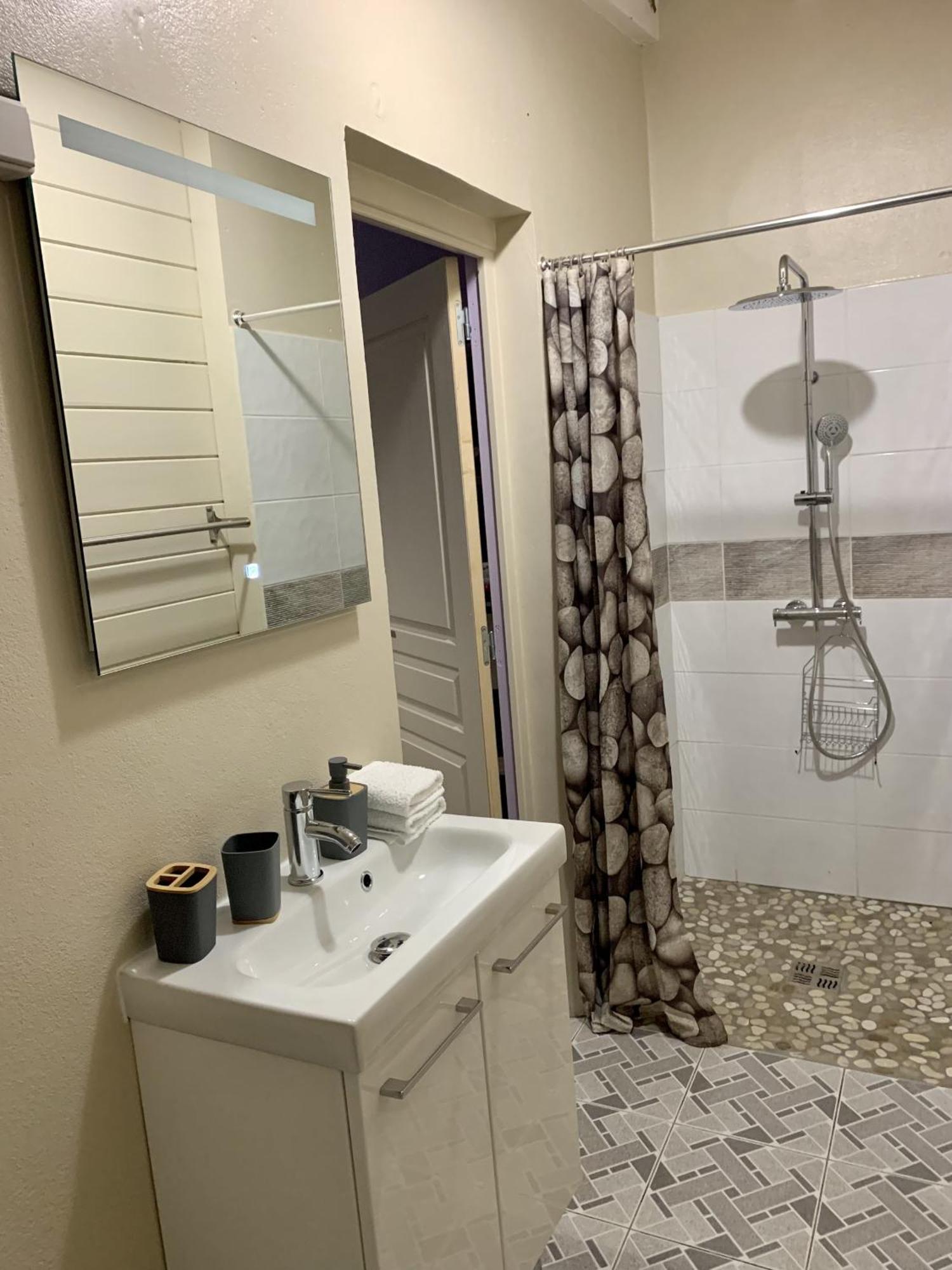 Les Gites Orchidees Bel'O Capesterre-Belle-Eau Quarto foto